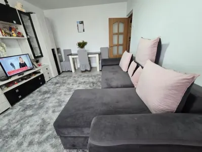 Apartament 2 camere decomandat,  Cug, geam la baie - foto 3