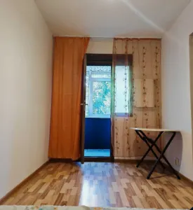Apartament 2 camere Podu Ros, etajul 3 - foto 3