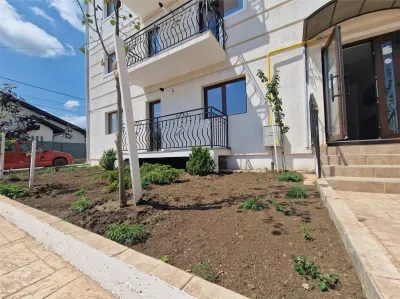 Capat CUG 2 camere D + gradina  40 mp + parcare Lunca Cetatuii - Iasi