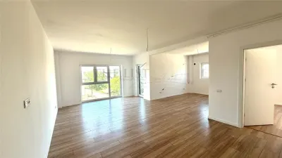 VANZARE APARTAMENT 2 CAMERE COMPLEX TOSCANA OTOPENI - foto 1