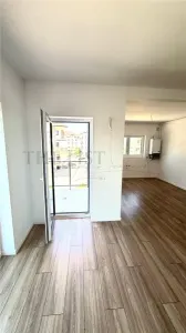 VANZARE APARTAMENT 2 CAMERE COMPLEX TOSCANA OTOPENI - foto 4