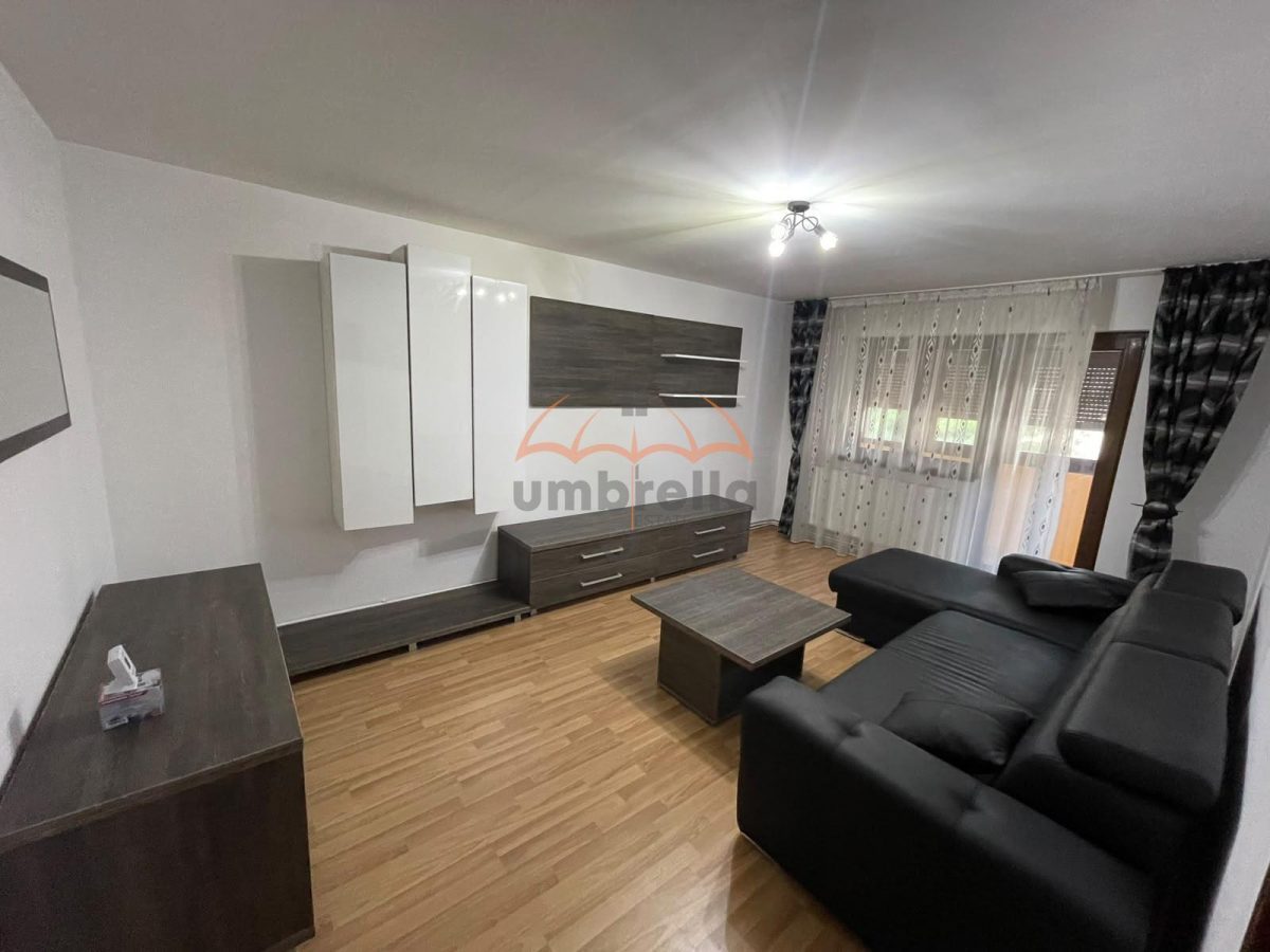 OPORTUNITATE | Apartament spațios cu 4 camere, boxă și 2 balcoane – Zonă Ultracentrală & Liniștită - Baia Mare