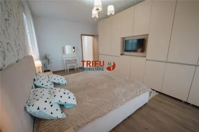 Apartament 3 camere de inchiriat zona Cetate - foto 6