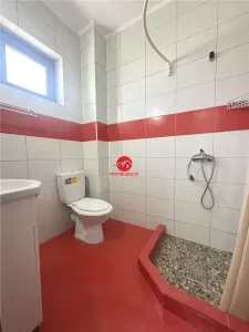 Afacere la Cheie in Mamaia Nord: Pensiune de Vanzare cu 18 Camere - foto 19