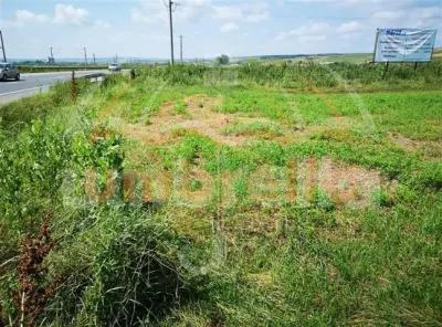 Teren de vanzare in Iclod  DN1  7000m²/15€ m² - Iclod