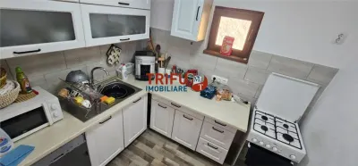 Cabana de vânzare în Intregalde – 5 camere, 1.200 mp teren, ciubăr și piscină - foto 19