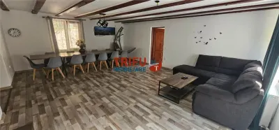 Cabana de vânzare în Intregalde – 5 camere, 1.200 mp teren, ciubăr și piscină - foto 8