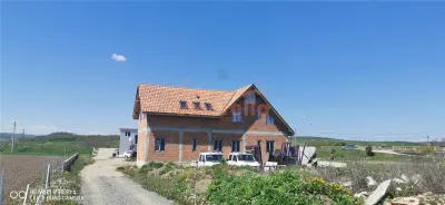 Vila - Pensiune de vanzare, 18 camere in Fundatura-Iclod, Cluj ! - foto 2