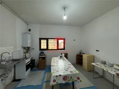 Apartament 3 Camere Decomandat, 94 mp, Zona Dacia - foto 9