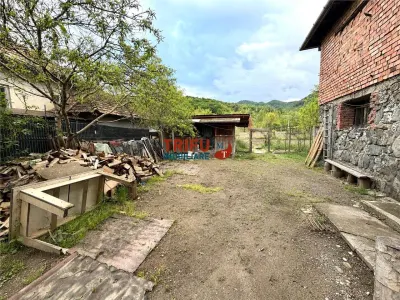 Casa de vanzare 2 camere zona Metes - foto 2