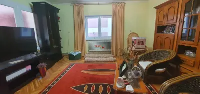 Casa de vanzare la asfalt 8 camer 1720 mp teren Alba Iulia - foto 10