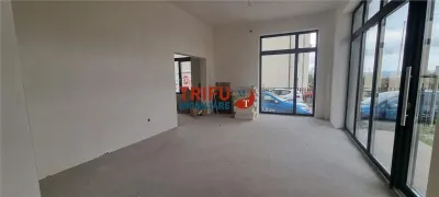 Spatiu comercial de vanzare 80 mp zona deosebita - foto 2