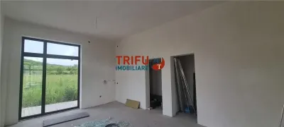 Spatiu comercial de vanzare 80 mp zona deosebita - foto 8