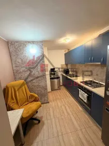Etaj 1 - Dacia Bicaz, 2 camere decomandat, 65mp, bloc din 91 - Iasi