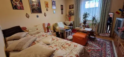 Casa cu 912mp teren 5 camere strada asfaltata - foto 9