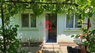 Casa Batraneasca in Topraisar cu Teren de 1711 mp si Deschidere 42 ml - foto 3