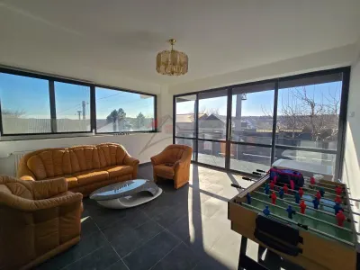 Vila tip conac – 405 mp utili, teren 1500 mp – zona Viticultori - foto 3
