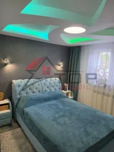 Dacia - Zimbru , 3 camere mobilat si utilat, renovat complet, balcon inchis - Iasi