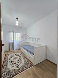 Zimbru - Tigarete, 3 camere decomandat 81mp, bloc din 91 - foto 12