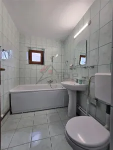 Zimbru - Tigarete, 3 camere decomandat 81mp, bloc din 91 - foto 14