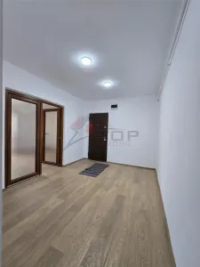 Zimbru - Tigarete, 3 camere decomandat 81mp, bloc din 91 - foto 6