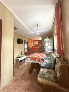 Casa din Caramida, Amprenta 80 mp si Teren 215 mp, Lumina - foto 6