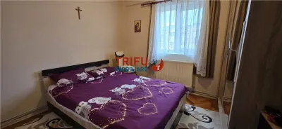 Apartament de vanzare cu 3 camere in Cetate - foto 5