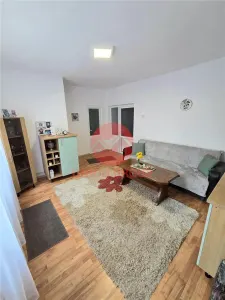 Casa Renovata, Teren 600 mp, 2 Intrari Separate, Navodari Zona Kaufland - foto 5