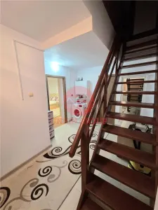 Casa Renovata, Teren 600 mp, 2 Intrari Separate, Navodari Zona Kaufland - foto 10