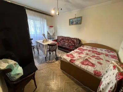 Apartament 3 camere 2 bai - bloc din 1986 - Iasi