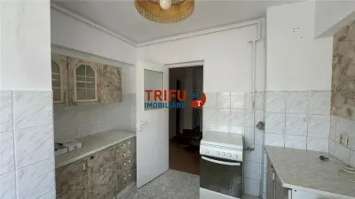 Apartament 2 camere decomandat Cetate de inchiriat - foto 9