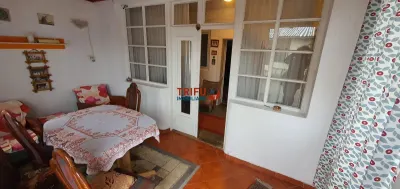 Casa de vanzare 4 camere Centru 1117mp teren - foto 3