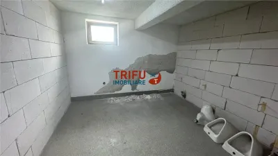 Spatiu Comercial de vanzare zona buna - foto 4