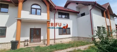 Casa 10 camere de vanzare zona Centru cu piscina interioara - Alba Iulia