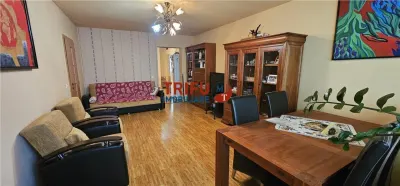 Apartament de vânzare cu 3 camere în zona Cloșca - foto 3