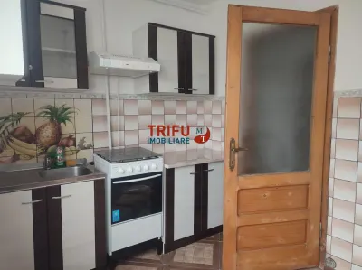 Apartament 3 camere de vanzare etaj intermediar zona Bulevard - foto 3