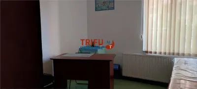 Spatiu comercial 4 camere de vanzare in Cetate - foto 1
