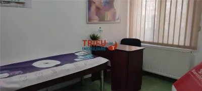 Spatiu comercial 4 camere de vanzare in Cetate - foto 2