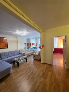 Apartament 3 camere de vanzare in centrul Orasului - foto 3