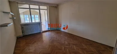 Casă cu 6 camere de vânzare - foto 14