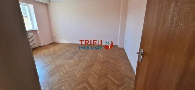 Casă cu 6 camere de vânzare - foto 10