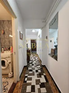 APARTAMENT de 108 mp  DE VANZARE CU 5 CAMERE, ET 1 IN STATIUNEA TURISTICA TG OCNA - foto 4