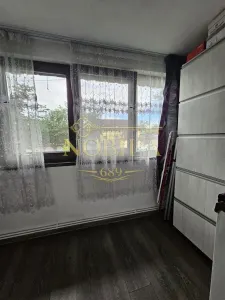 IN EXVLUSIVITATE APARTAMENT 2 CAMERE PARTER DE VANZARE IN ONESTI - foto 12