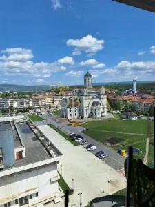 APARTAMENT CU 3 CAMERE DE VANZARE IN ONESTI - Onesti