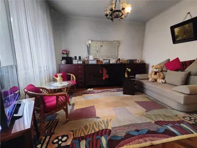 Casa spatioasa cu gradina mare zona Expozitiei  Agronomie - foto 9