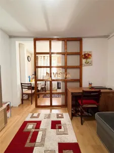Garsoniera etaj 2/4 , centrala proprie, Tractorul, Brasov - Brasov