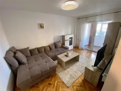 Apartament de vanzare in Sibiu - 2 camere, decomandat, cu balcon, Mihai Viteazu - Sibiu