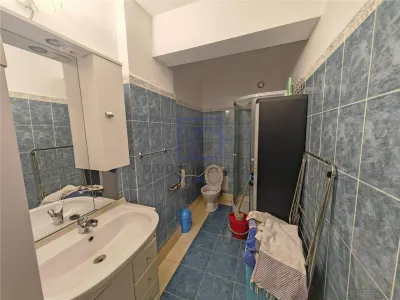 Apartament de vanzare in Sibiu - 3 camere, decomandat, loc de parcare subteran, Terezian - foto 8
