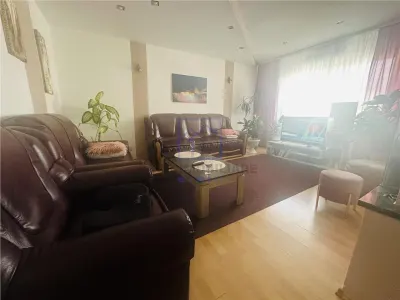 Apartament de vanzare in Sibiu - 4 camere, cu balcon si pivnita, Valea Aurie - Sibiu
