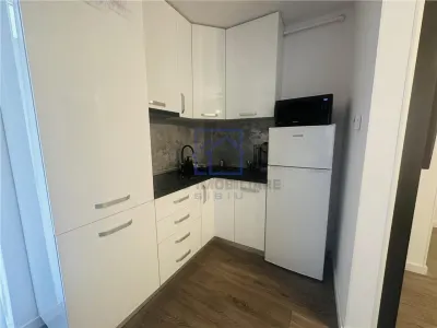 2 apartamente de vanzare in Sibiu - pretabile pentru regim hotelier, etaj 1, zona Henri Coanda - foto 6